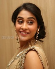 Regina Cassandra Sexy Pics