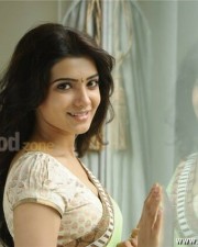 Samantha Sexy In Saree Pictures