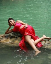 Sandamarutham Movie Heroine Oviya Sexy Photos