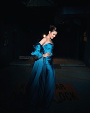 Sensual Raashi Khanna in a Blue Gown at IIFA Awards 2024 Photos 05