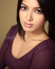 Sexy Actress Catherine Tresa Pictures