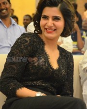 Sexy Actress Samantha New Photos