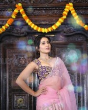 Sexy And Beautiful Raashi Khanna Saree Pictures