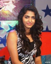 Sexy Dhansika In Polimer Tv Pictures