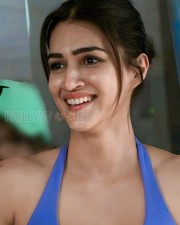 Sexy Kriti Sanon in a Blue Tank Top and Matching Pant Photos 03