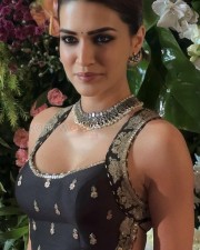 Sexy Kriti Sanon in a Stunning Black Lehenga Set for Diwali Photos 05