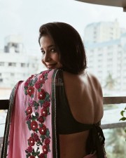 Sexy Sakshi Agarwal in a Black and Pink Saree with a Backless Blouse Pictures 05