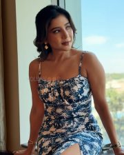 Sexy Sakshi Agarwal in a Floral Printed Bodycon Dress with Spaghetti Strap Photos 08