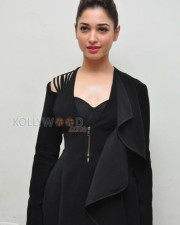 Sexy Tamanna New Pics