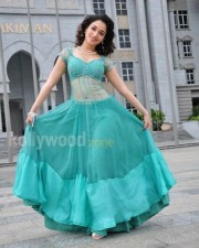 Sexy Tamanna Stills In Venghai Movie