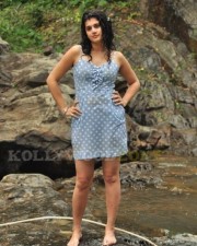 Sexy Tapsee In Vanthaan Ventraan Movie Pictures