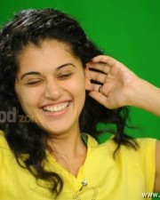 Sexy Tapsee Pictures