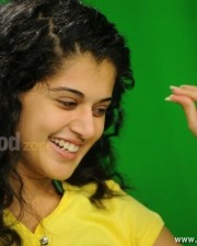 Sexy Tapsee Pictures