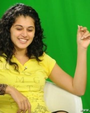 Sexy Tapsee Pictures