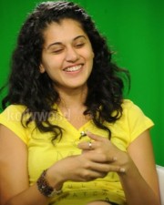 Sexy Tapsee Pictures