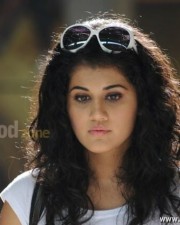 Sexy Tapsee Pictures