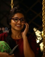 Sneha In Un Samayal Arayil Movie Photos