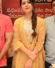 Srinivasa Kalyanam Actress Raashi Khanna At Klm Fashion Mall Photos