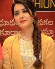 Srinivasa Kalyanam Actress Raashi Khanna At Klm Fashion Mall Photos