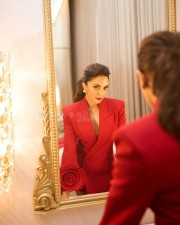 Stunning Beauty Kiara Advani in a Red Blazer Dress Pictures 05