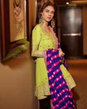 Stunning Ethnic Beauty Aditi Rao Hydari Heeramandi Anarkali Photoshoot Pictures 03