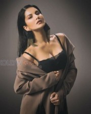 Sunny Leone Hot Pictures