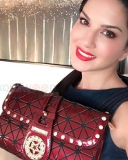 Sunny Leone Hot Pictures