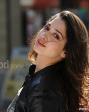 Tamanna In Yaen Endral Kaadhal Enbaen Movie