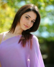 Tamanna Sexy Saree Pics