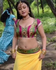 Tamil Actress Sonia Agarwal Hot Pictures