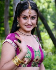 Tamil Actress Sonia Agarwal Hot Pictures