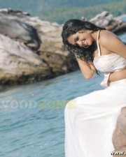 Tamil Actress Sunaina Photo Gallery