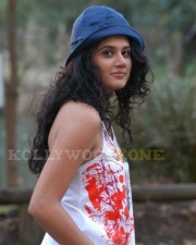 Tapsee In Mr