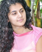 Tapsee Without Makeup Pictures