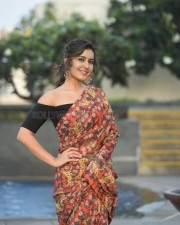 Teen Actress Raashi Khanna New Photoshoot Pictures