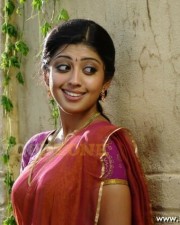 Telugu Actress Pranitha Sexy Stills