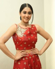 Telugu Actress Regina Cassandra New Pictures