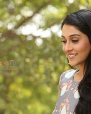 Telugu Actress Regina Cassandra New Stills