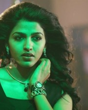 Thiranthidu Seese Movie Heroine Dhansika Photos