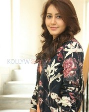 Tolly Actress Rashi Khanna Pictures