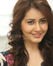 Tolly Actress Rashi Khanna Pictures