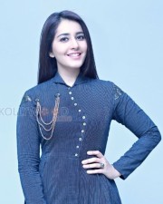 Tollywood Actress Raashi Khanna Pictures