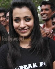 Trisha At Blue Cross Photos