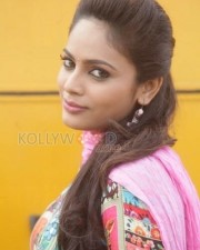 Uppu Karuvadu Movie Heroine Nandita Stills