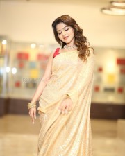 Actress Iswarya Menon at Spy Pre Release Event Photos 37