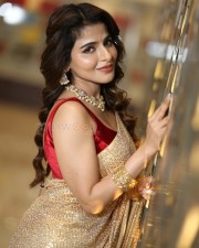 Actress Iswarya Menon at Spy Pre Release Event Photos 46