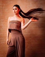 Classy Mouni Roy Photoshoot Photos 04