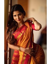 Elegantly Stunning Iswarya Menon in a Silk Saree Photos 01