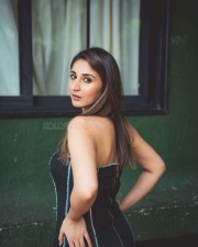 Kahan Shuru Kahan Khatam Heroine Dhvani Bhanushali in a Black Mini Dress Glam Photos 03