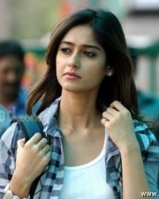 Sexy Actress Ileana In Nanban Movie Stills